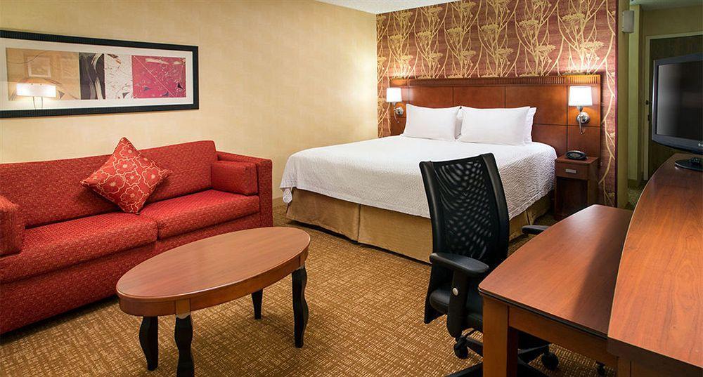 Courtyard By Marriott Lubbock Downtown/University Area Esterno foto